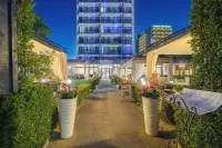 Palace Hotel