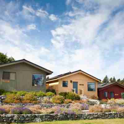 Cottages at Little River Cove Hotel Exterior