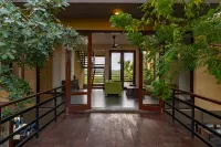 Rock Wild Yala - 4-Star