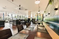 Trans World Hotel Donauwelle - Frühstück