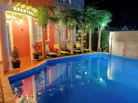 Hary's Aparthotel - Pool