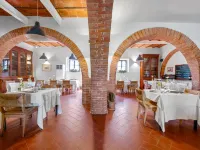 Tenuta la Fratta Отели в г. Синалунга