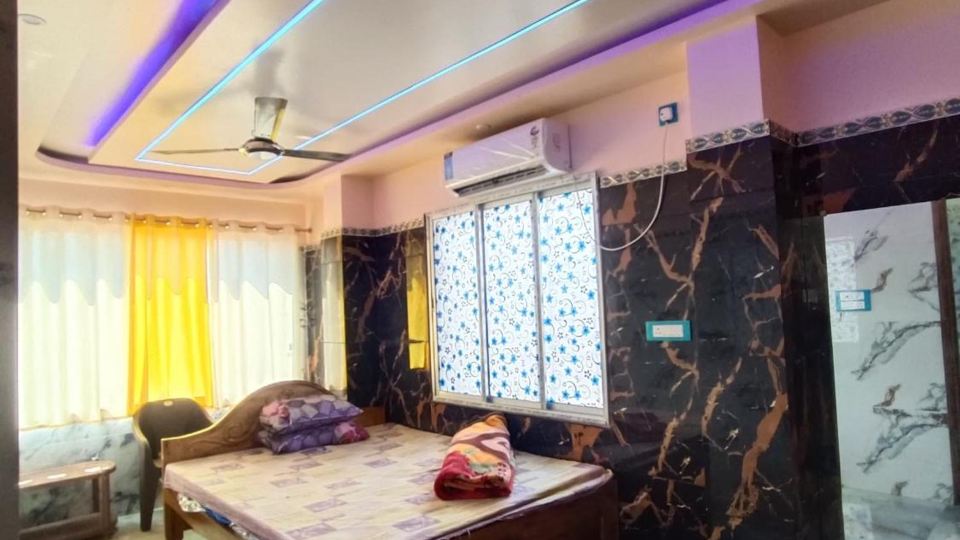 MAYAPUR YATRI NIVAS(Mayapur,WB)