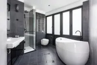 THE URBANIST •inner city residences• - 4-Star