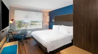 Tru by Hilton Savannah Airport