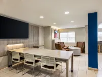 Microtel Inn & Suites by Wyndham New Ulm Hotels in Brown County