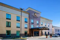 La Quinta Inn & Suites by Wyndham Bel Air/I-95 Exit 77A Hotels in Edgewood