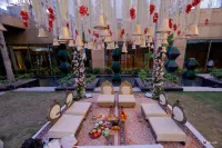 Crowne Plaza GURGAON by IHG فنادق في 