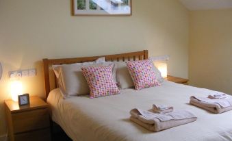 The Lowfield Inn