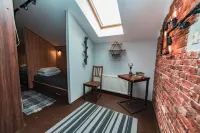 Usengi Hotel and Hostel (Usengi Hotel and Hostel) - 주차장