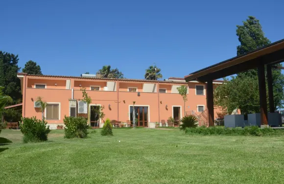 海灣塔農莊酒店