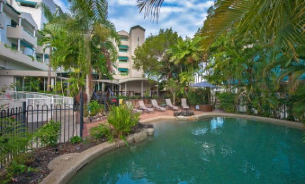 Cairns Sheridan Hotel