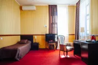 Selivanov Hotel Hotel dekat The Varnitsky Trinity Monastery of St. Sergius