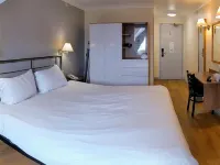 247 โรงแรม โรงแรมในโอลด์แฮม