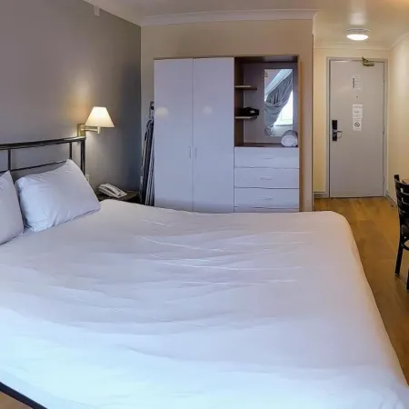247Hotel.Com Hotels in Oldham