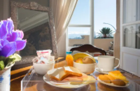 วิตตอเรีย - บ้านอันทรงเสน่ห์