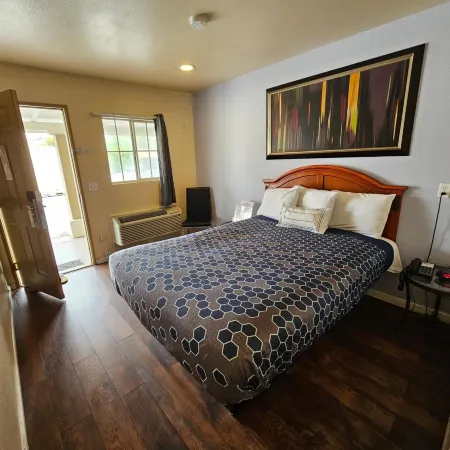 California Suites Motel Отели в г. Калексико