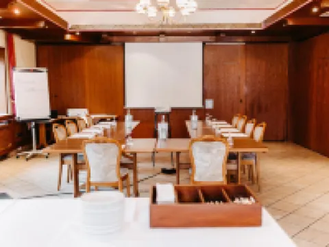 AKZENT Hotel Zur Grünen Eiche Hotels in Behringen