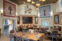 Dollywood's DreamMore Resort and Spa - Aamiainen