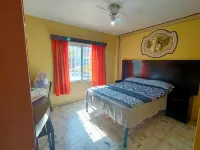 OYO Hotel Colón, Plaza Bicentenario, Zacatecas Centro - 2-Star