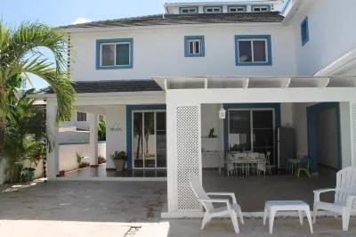 B&B Villa Luna Hotels near P164 Todo La Playa De Bayahibe