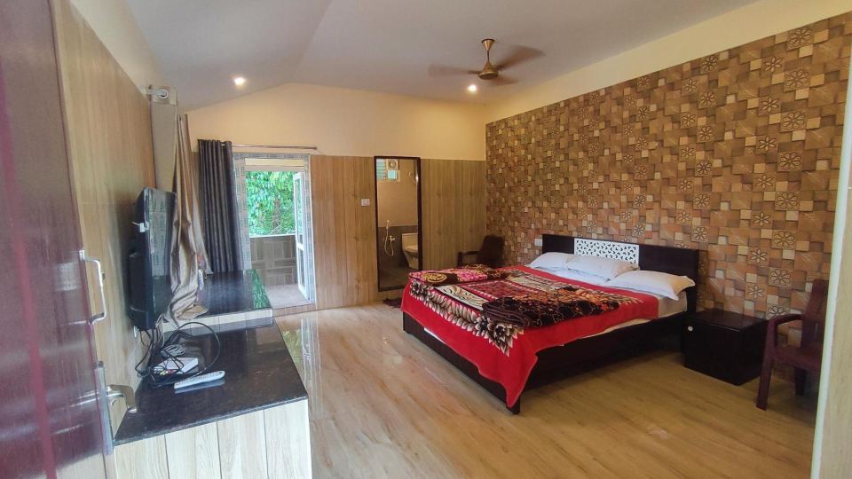Golden Lake View Resorts