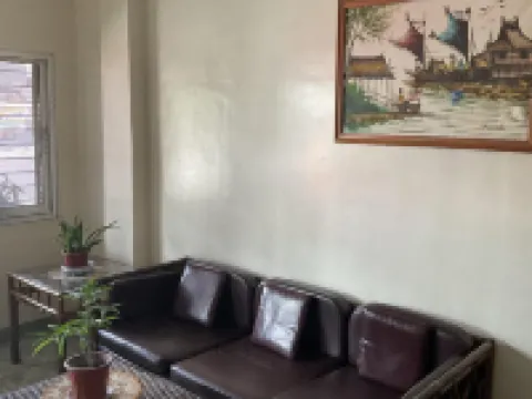 Little Nena's Hometel Hoteles en Daraga