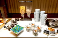 AMAX Park Hotel, Entertainment center "OUT-HALL", Restaurant "Evening Voronezh" - Bữa sáng