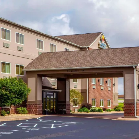 Comfort Inn & Suites Davenport - Quad Cities