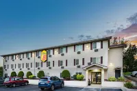Super 8 by Wyndham Johnstown/Gloversville Hotels in Johnstown