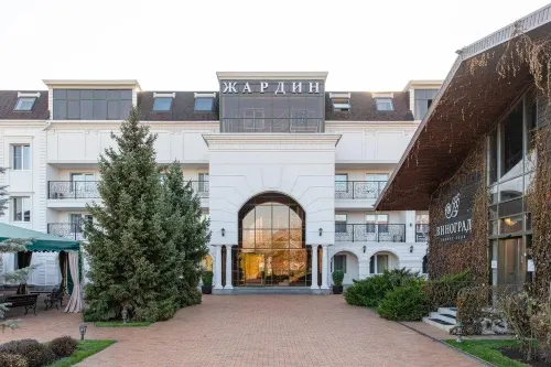 Jardin Park Hotel