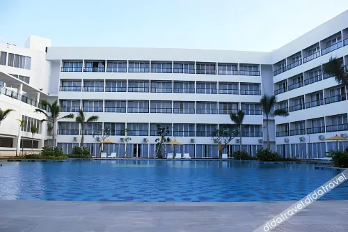 Raja Hotel Kuta Mandalika Resort & Convention