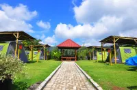 Bata Merah Hotels in Bumiaji