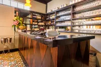 The Henry Hotel Manila - バー