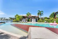 Blue Lagoon Resort - Pools