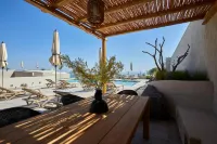Mayu Suites - Condos