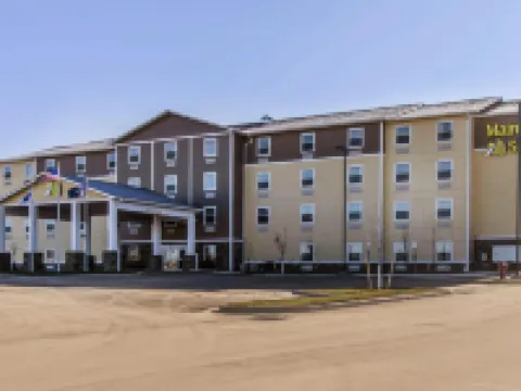 MainStay Suites Watford City - Event Center Hotels in McKenzie County