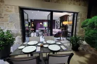 Logis Hotel Restaurant Nougier - Breakfast
