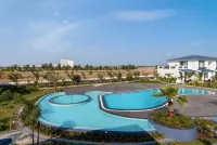 Enrise by Sayaji Dwarka - Pools