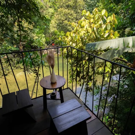 YesHue Eco Waterfall Retreat