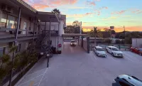 Nowra Motor Inn - Pysäköinti