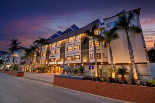 Hotel Bhagyalaxmi - 3 ดาว