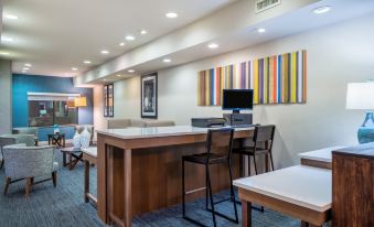 Holiday Inn Express & Suites Rocky Mount/Smith Mtn Lake