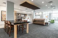 Holiday Inn Express & Suites Moundsville Hotels in Marshall County