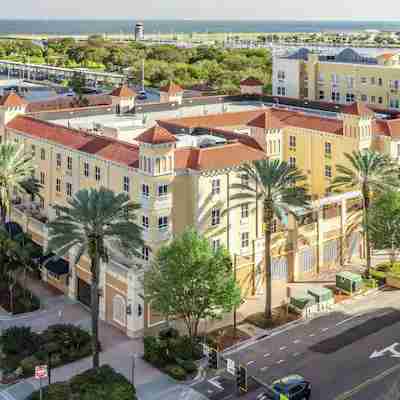 Hampton Inn & Suites St. Petersburg/Downtown Hotel Exterior