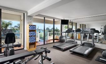 4. Crowne P..