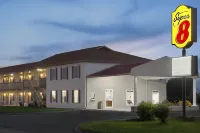 Super 8 by Wyndham Whiteville Hotels in Whiteville