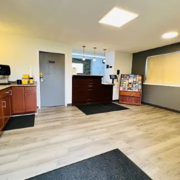 Super 8 by Wyndham Benton Harbor/St. Joseph