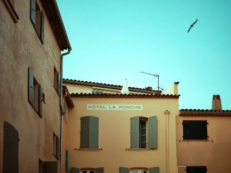 Hotel La Ponche Отели рядом с достопримечательностью «Musee de l'Annonciade»