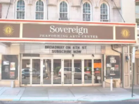 คอร์ทยาร์ดบายแมริออท เรดดิ้ง ไวโอมิสซิง โรงแรมในไวโอมิสซิง